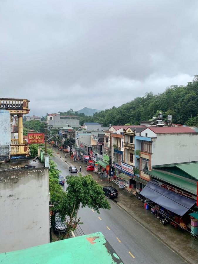 Khach San Cuong Thao Aparthotel Ha Giang Exteriör bild